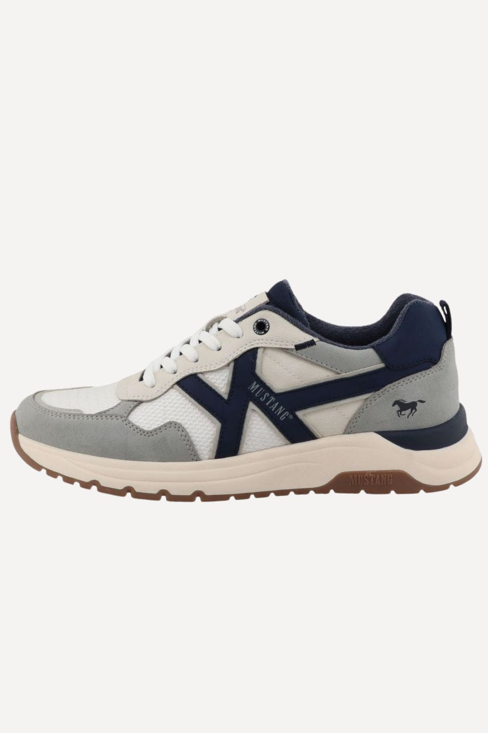 Mustang sneakers