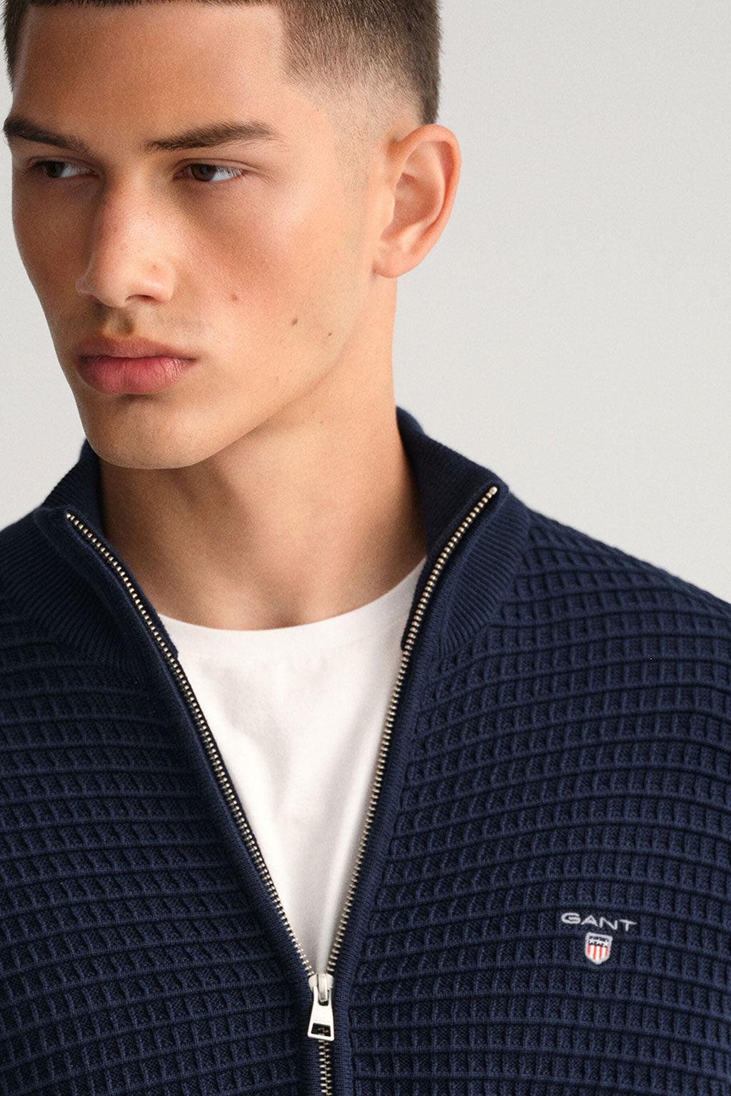 Gant vest | Big Boss | the menswear concept
